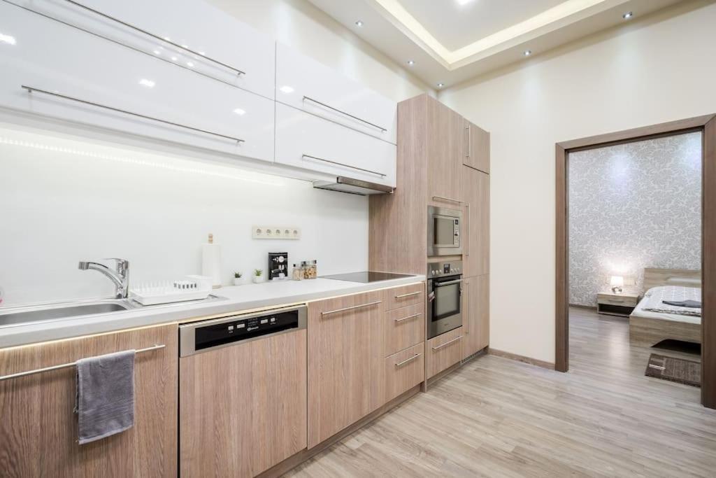 Appartamento Szalag Utca 6 Luxurious Flat Castle District Budapest Esterno foto